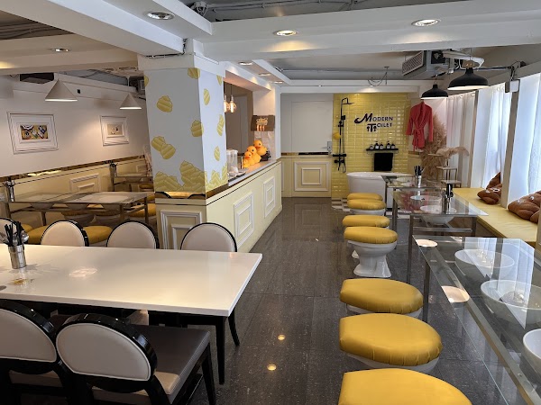 Modern Toilet Theme Restaurant 5