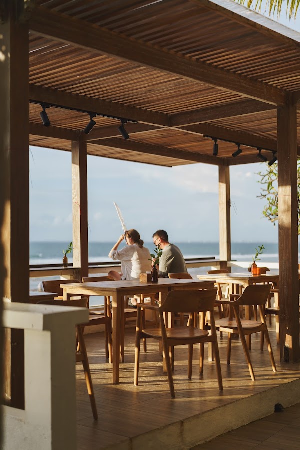 JIMMY BEACH CAFE 1