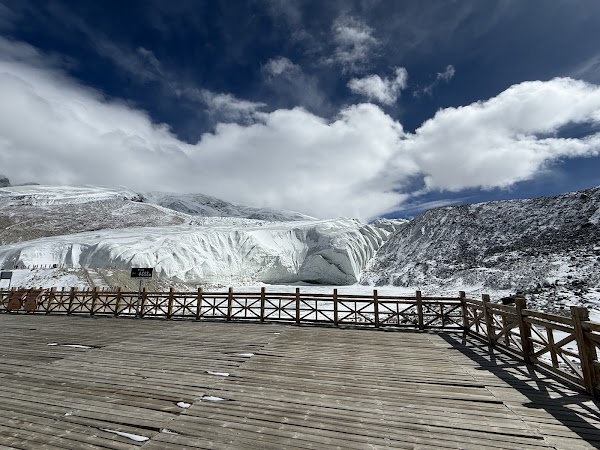 Muztaga Glacier Park 2
