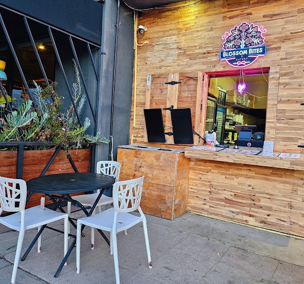 Blossom Bites & Eatery