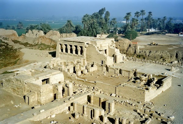 Dendera Temple of Hathor 4