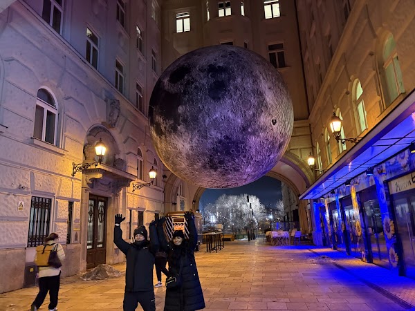 Moon Budapest