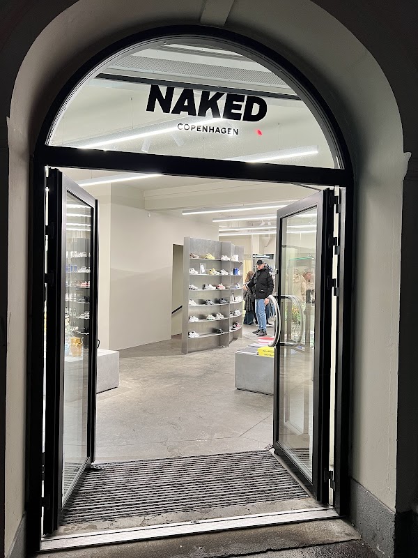NAKED 1
