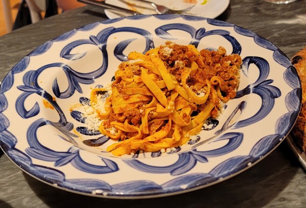 La Pizza & La Pasta 2