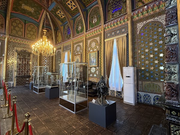 Sitorai-Mokhi-Khosa palace 3