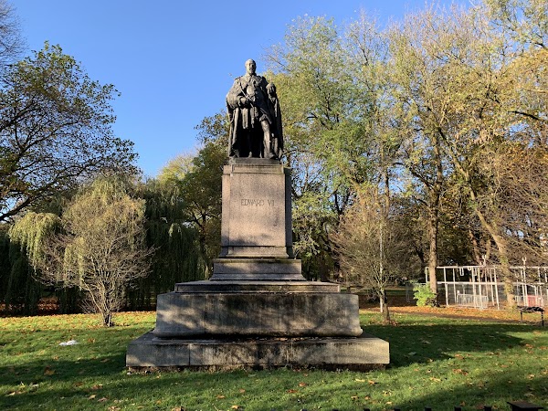 Whitworth Park 5