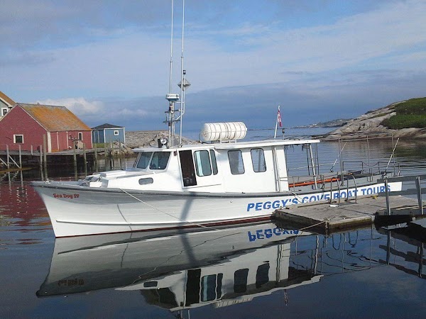 Peggy's Cove Boat Tours 1