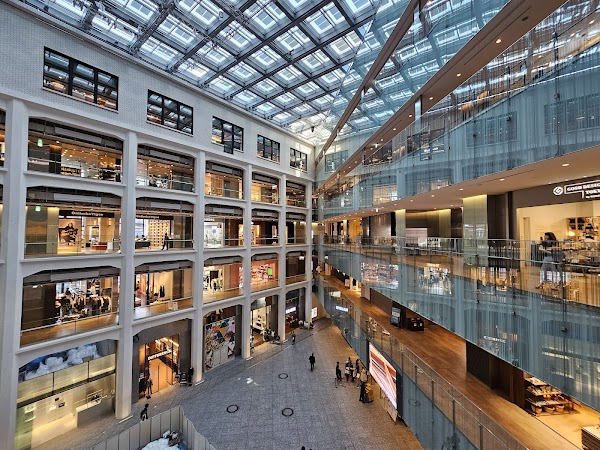 KITTE Marunouchi 4