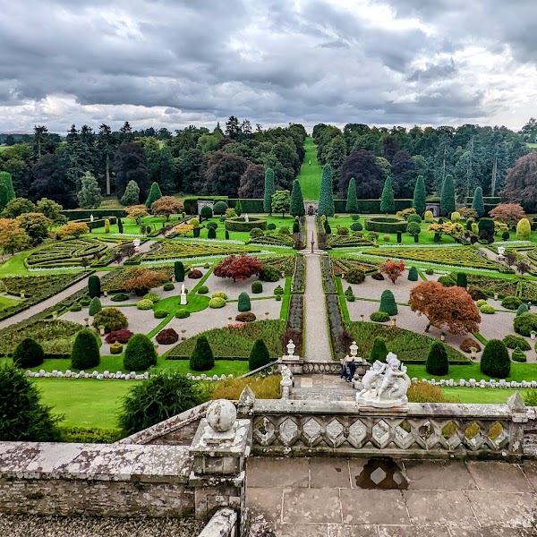 Drummond Castle Gardens 1