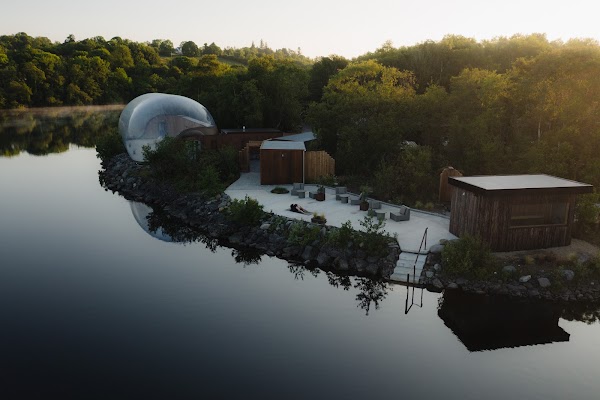 Shoreline Spa 1
