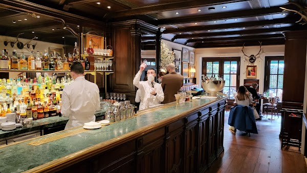Ralph's Bar