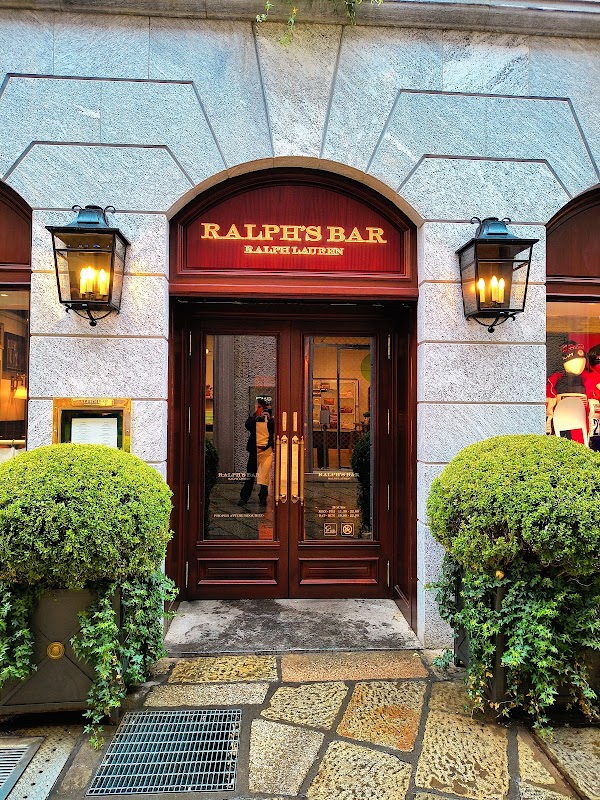 Ralph's Bar 4