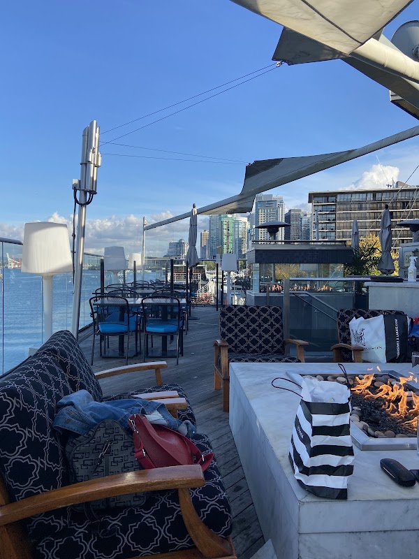 Lift Bar Grill View - Downtown Vancouver 1