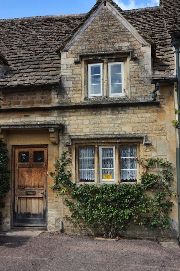 Lacock 4