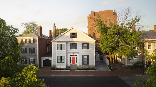 Cambridge Common House