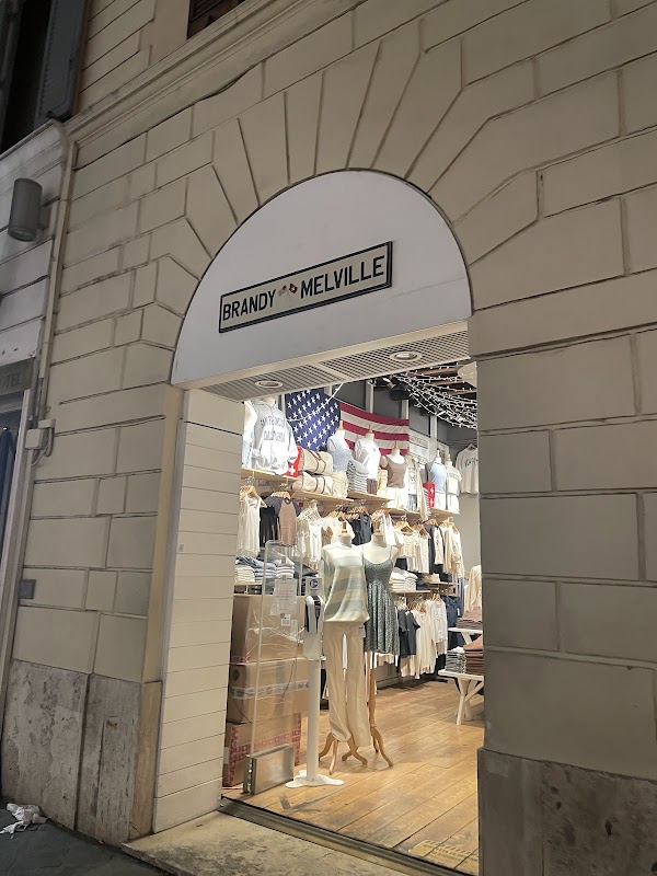 Brandy Melville Roma 1