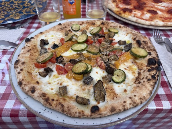 La Pizzeria 4