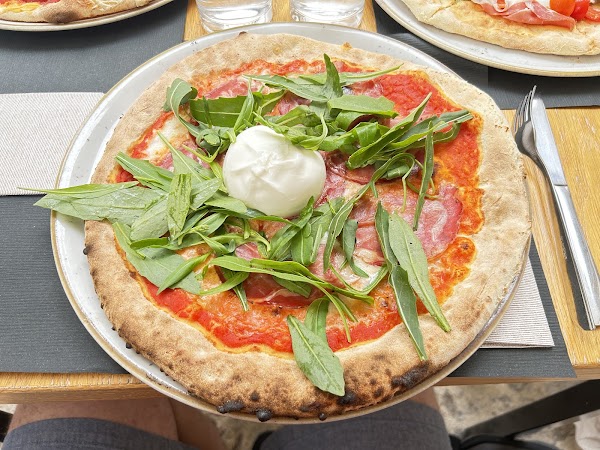 La Pizzeria 3