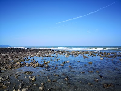 Pantai Batu Hitam