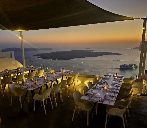 Onar Restaurant | Santorini