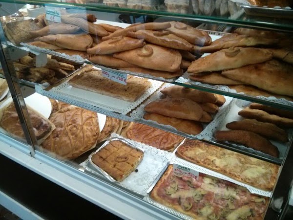 Cafetería Panadería Acuña 3