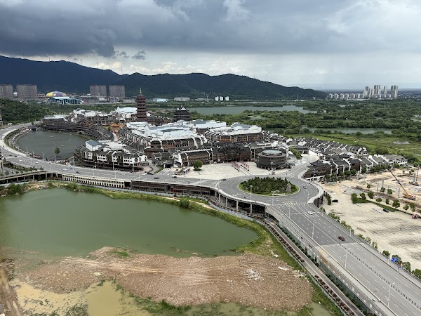 Taihu Longzhimeng Amusement Park 1
