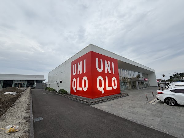 UNIQLO Seoguipo 4