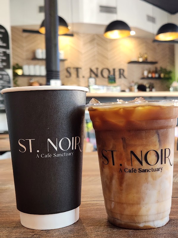 St. Noir Café 2