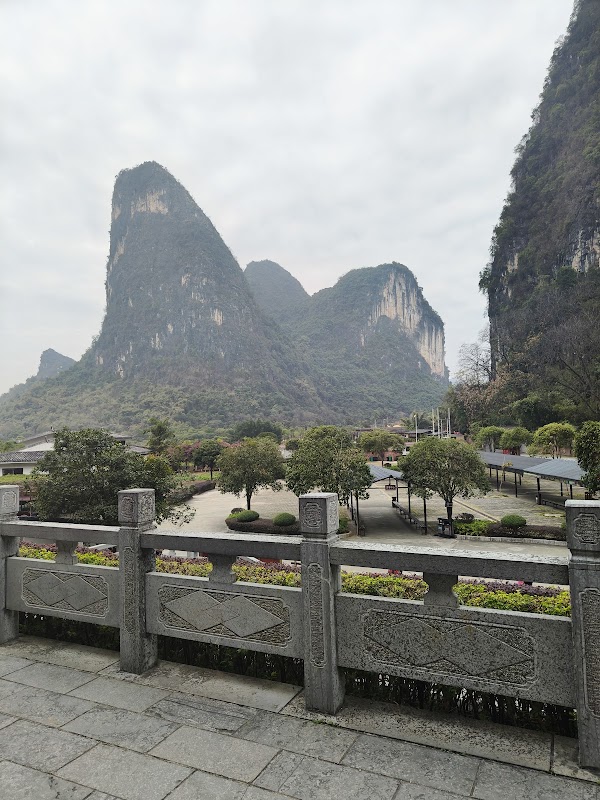 Moon Villa Yueshu Yulong River Br. 3