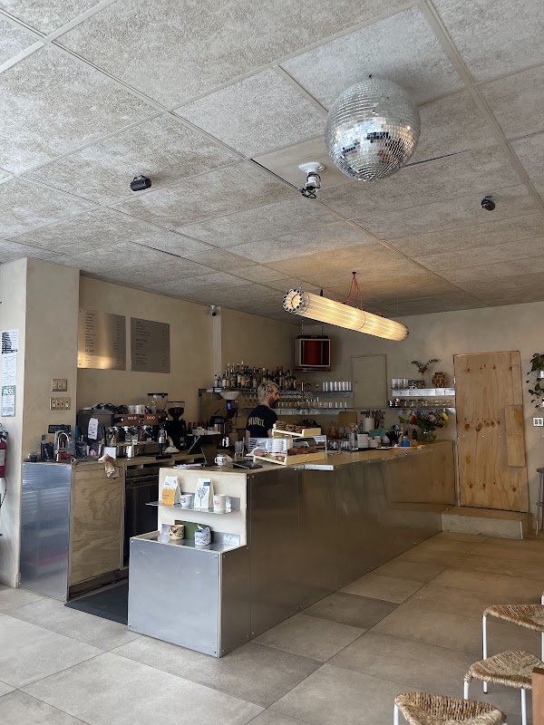 NILE COFFEE & BAR 3