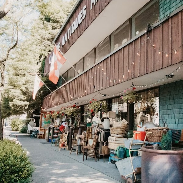 Village Antiques Mall 1