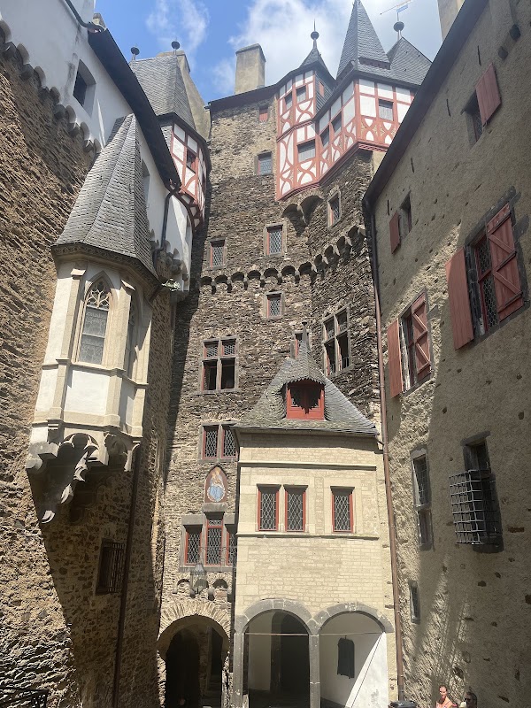 Eltz Castle 5