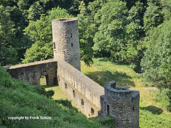 Eltz Castle 4