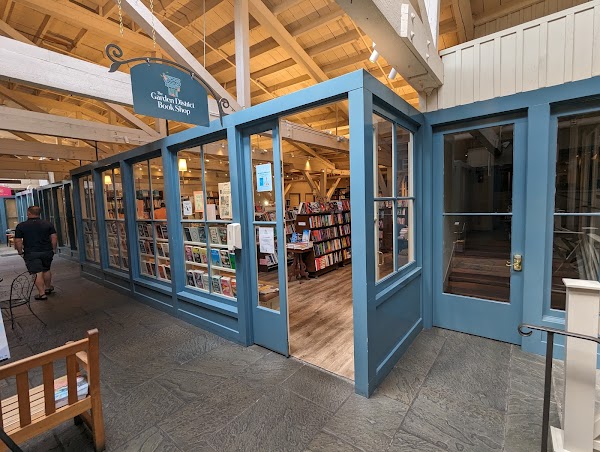 The Garden District Book Shop