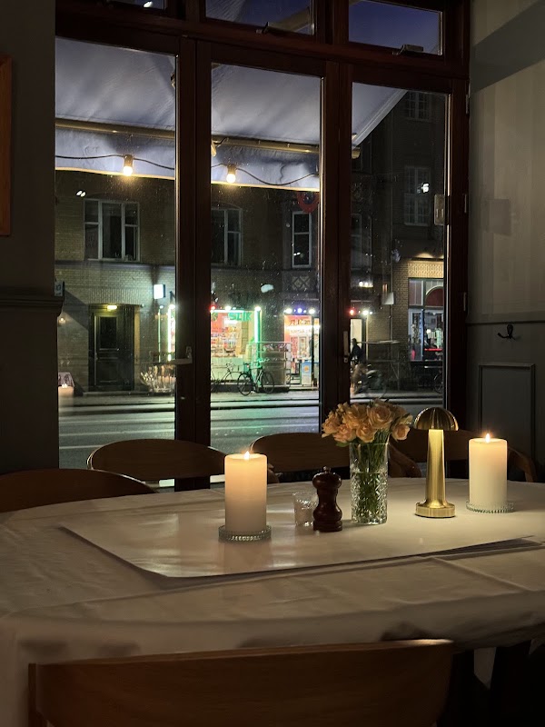 Ælsk Mad og Vinbar 2