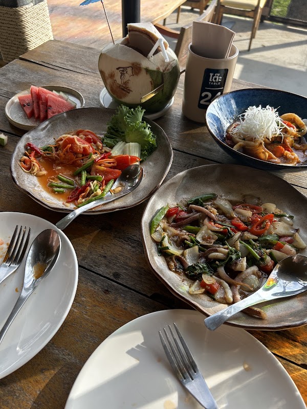 Dragon View Bar & Restaurant 4