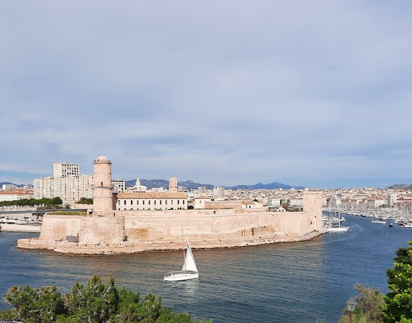 Palais du Pharo 3