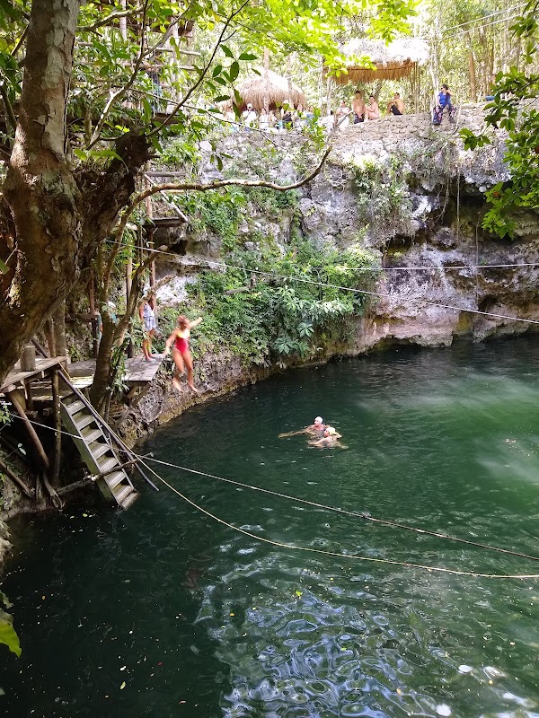 Cenote Kin-Ha
