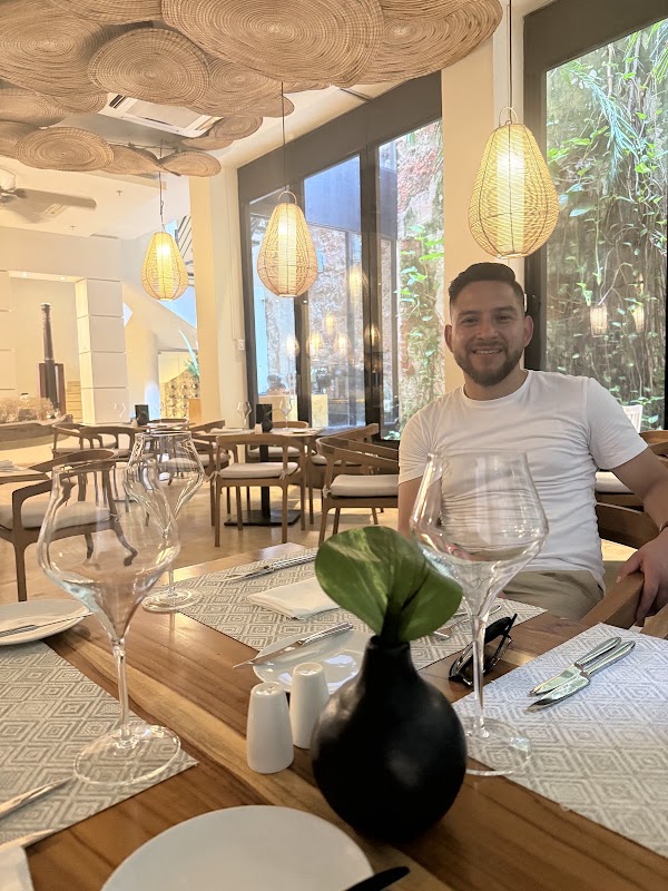 Alyzia RoofTop & Dining by Movich Hotels 2