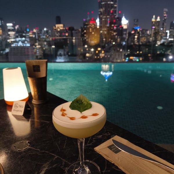 RedSquare Rooftop Bar 2