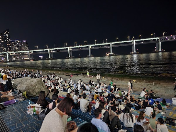 Millak Waterside Park 1