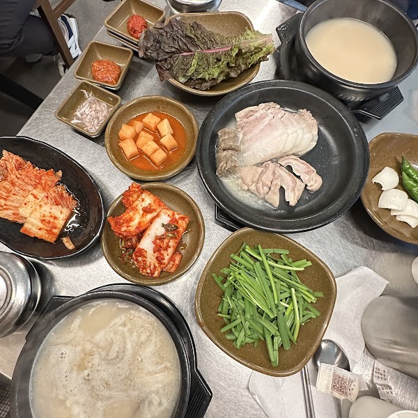 수변최고돼지국밥 5