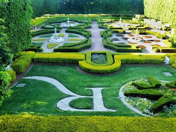 Hunter Valley Gardens 1