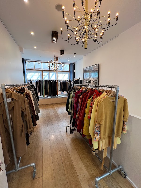 ALE Paris - Luxury Vintage Boutique and Custom Tailoring 5