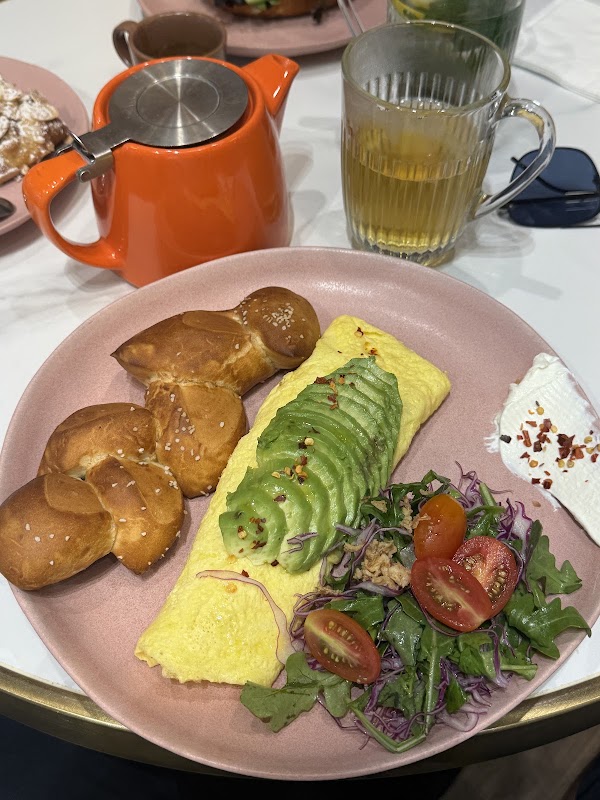 Bready Cafe 4