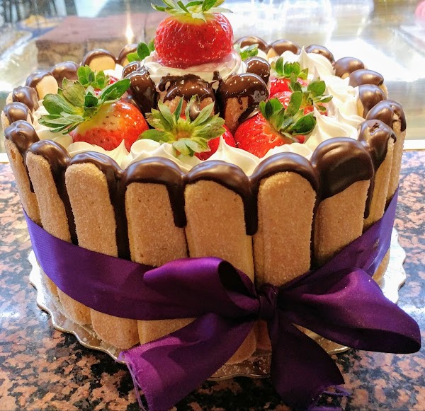 Lazar Famous Deli & Bakery 5