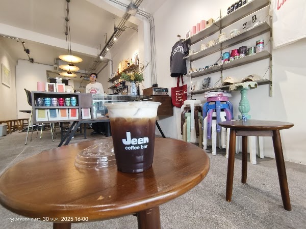 Jeencoffeebar 2
