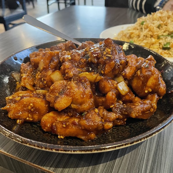 Yueh Tung Restaurant 2