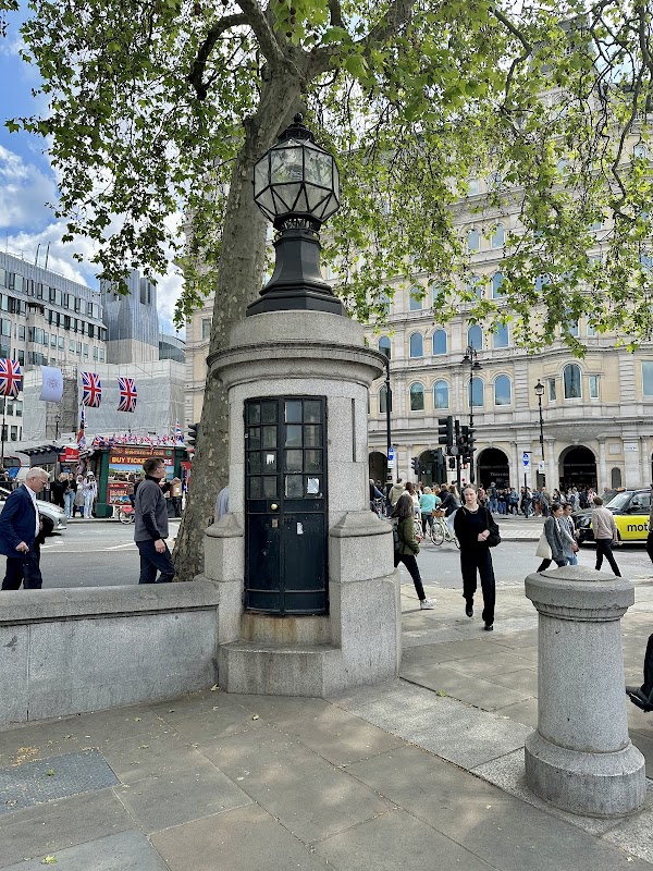 Former Police Box (Lamp)