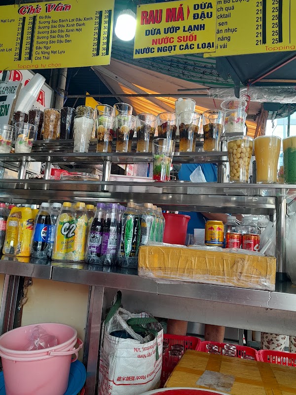 Chè Vân Chợ Tân Định 1
